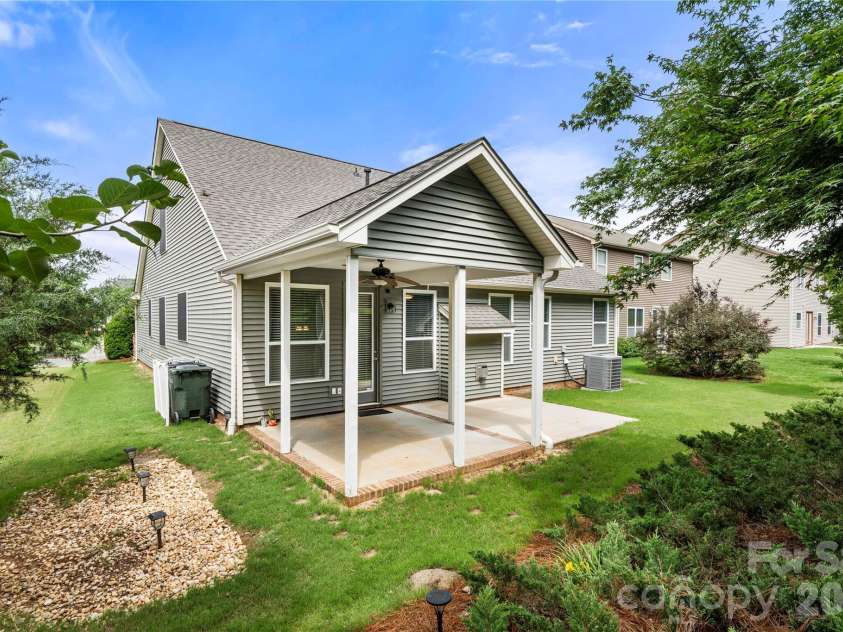 254 Perennial Drive, Concord, NC 28027.  MLS# CAR4383613, YatesRealty ID 25993. 