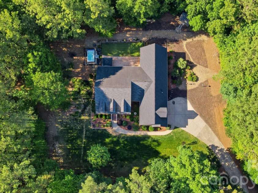 2043 Standing Timber Road, Lancaster, SC 29720.  MLS# CAR4355807, YatesRealty ID 25994. 