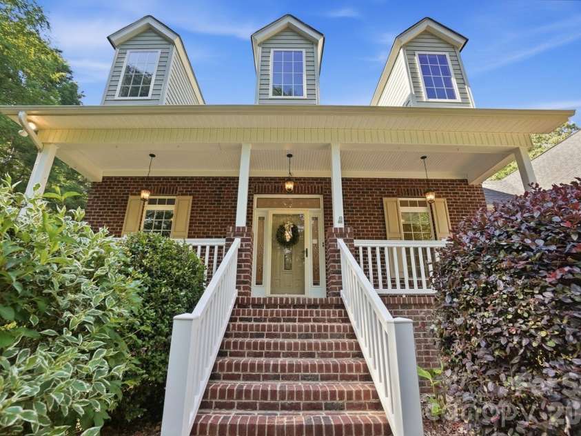 2043 Standing Timber Road, Lancaster, SC 29720.  MLS# CAR4355807, YatesRealty ID 25994. 