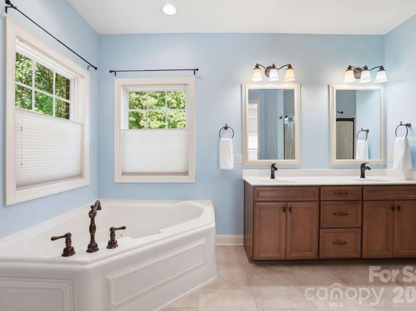 2043 Standing Timber Road, Lancaster, SC 29720.  MLS# CAR4355807, YatesRealty ID 25994. Primary bath