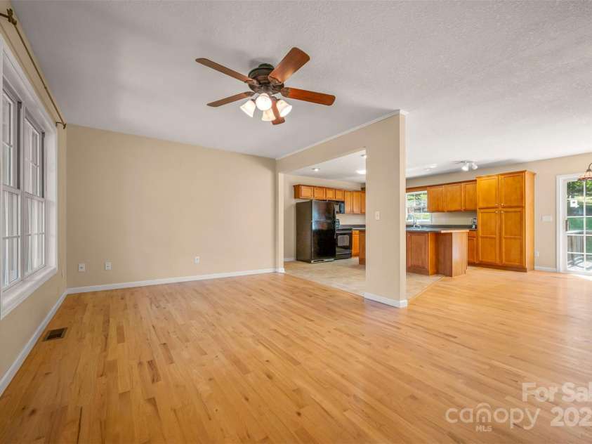 211 Forest Trail Drive, Rutherfordton, NC 28139.  MLS# CAR4267608, YatesRealty ID 25995. 