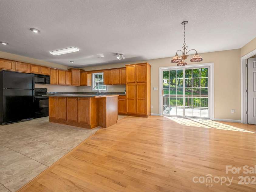 211 Forest Trail Drive, Rutherfordton, NC 28139.  MLS# CAR4267608, YatesRealty ID 25995. 