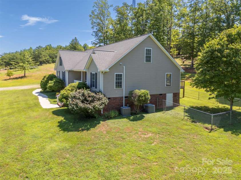 211 Forest Trail Drive, Rutherfordton, NC 28139.  MLS# CAR4267608, YatesRealty ID 25995. 