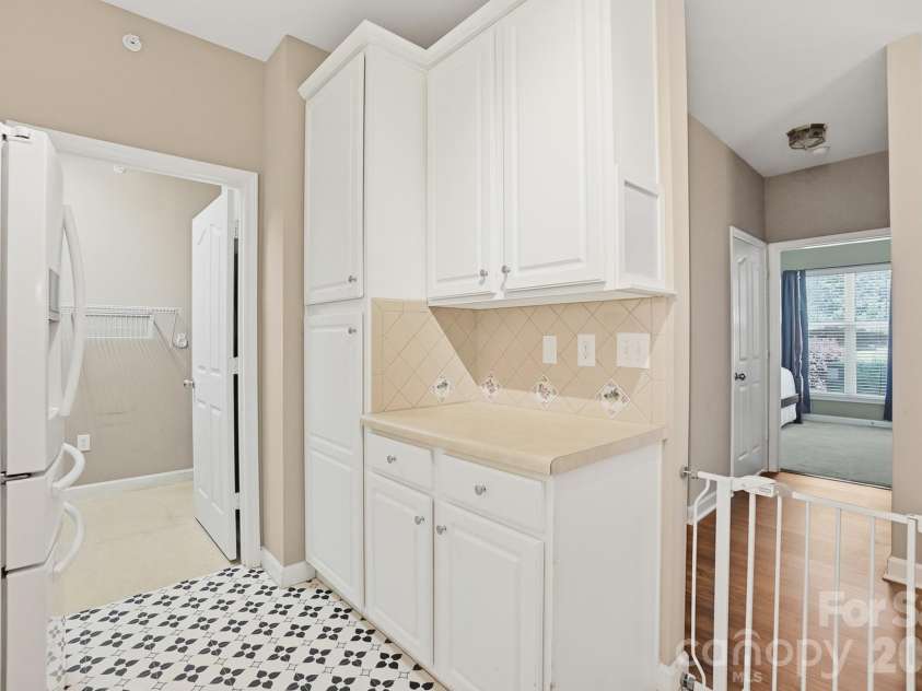 12425 Copper Mountain Boulevard, Charlotte, NC 28277.  MLS# CAR4378280, YatesRealty ID 25999. 