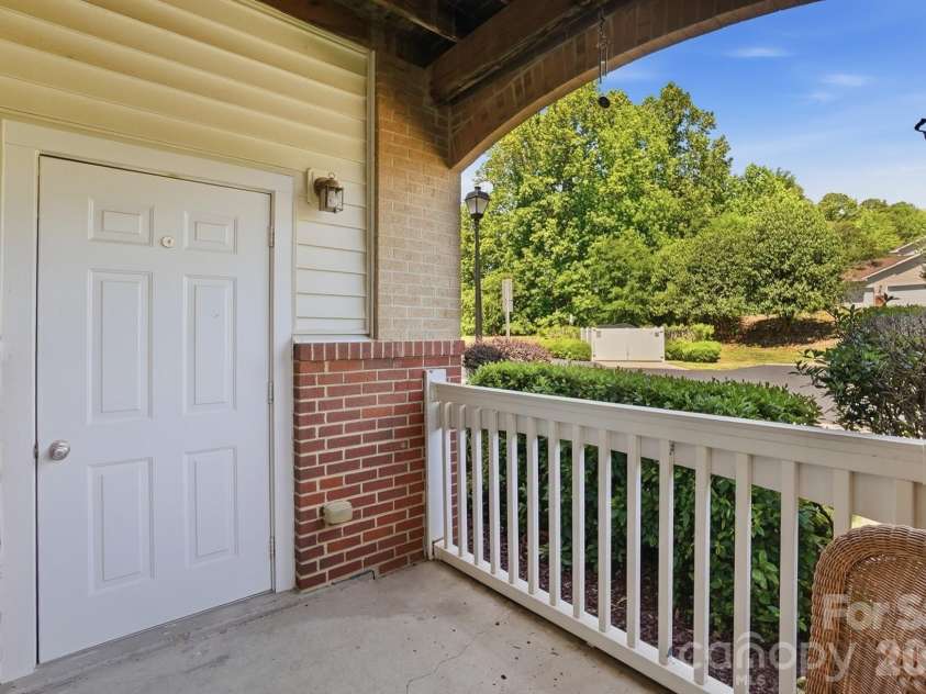 12425 Copper Mountain Boulevard, Charlotte, NC 28277.  MLS# CAR4378280, YatesRealty ID 25999. 