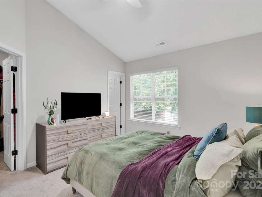 11548 Savannah Creek Drive, Charlotte, NC 28273.  MLS# CAR4297148, YatesRealty ID 26. 