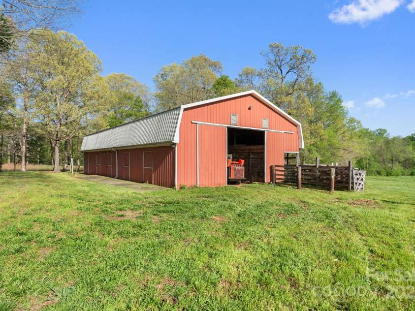 15670 Bethel Avenue Extension, Midland, NC 28107.  MLS# CAR4245551, YatesRealty ID 260. 