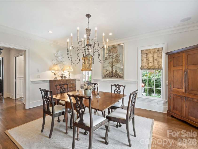 309 Hempstead Place, Charlotte, NC 28207.  MLS# CAR4414196, YatesRealty ID 2600. 