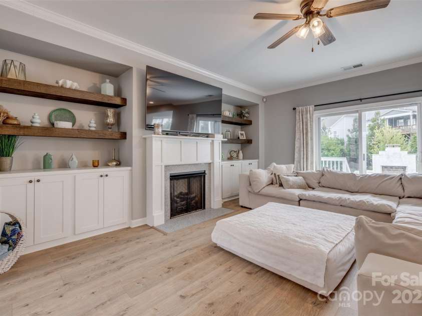 5431 Meadowcroft Way, Fort Mill, SC 29708.  MLS# CAR4232124, YatesRealty ID 2600. 