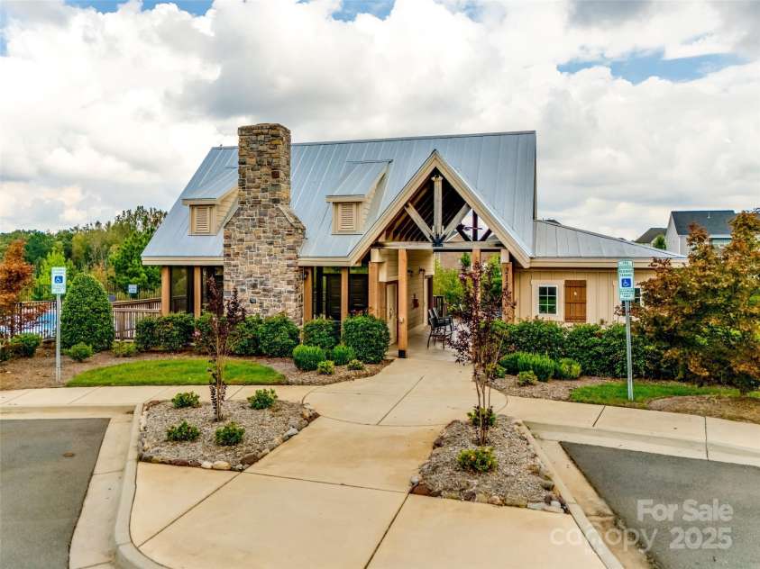 5431 Meadowcroft Way, Fort Mill, SC 29708.  MLS# CAR4232124, YatesRealty ID 2600. 