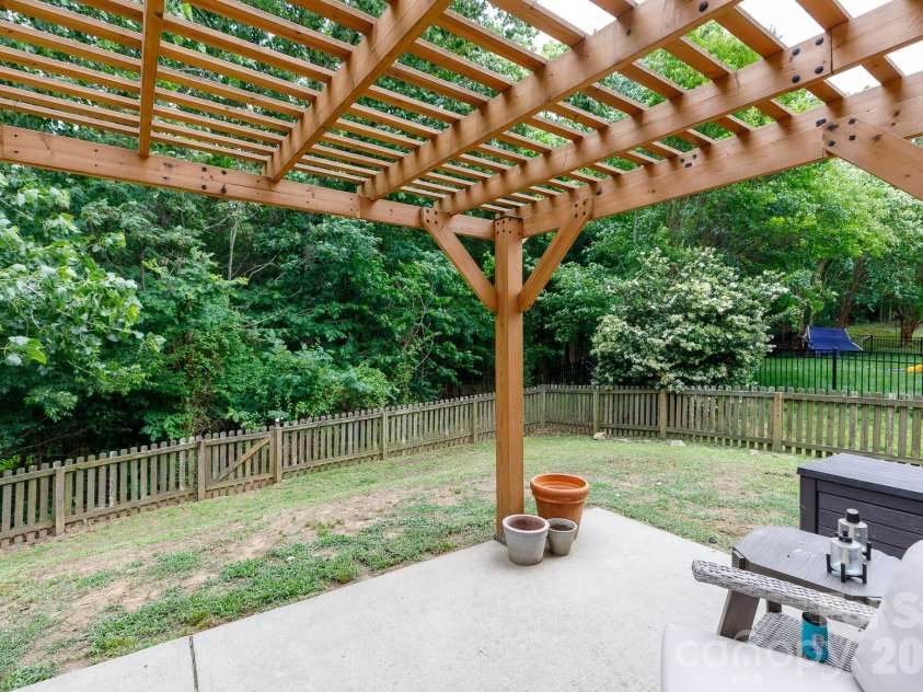 932 Catawba Wells Court, Rock Hill, SC 29732.  MLS# CAR4379044, YatesRealty ID 26000. 