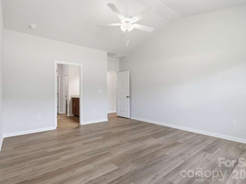 206 Rodeo Drive, Shelby, NC 28150.  MLS# CAR4343494, YatesRealty ID 26001. 
