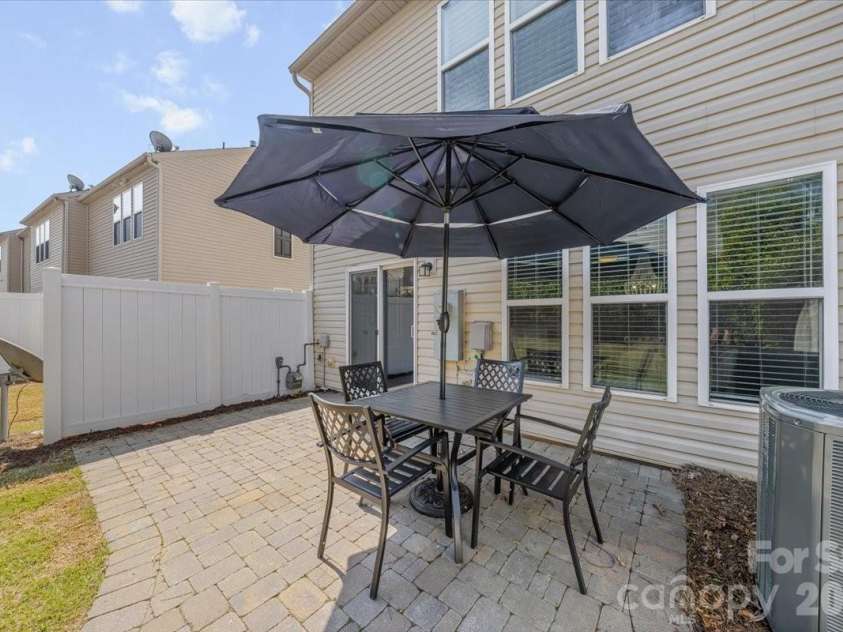 2419 Diplomat Lane, Charlotte, NC 28210.  MLS# CAR4361869, YatesRealty ID 26003. 