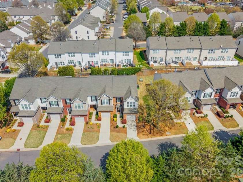 2419 Diplomat Lane, Charlotte, NC 28210.  MLS# CAR4361869, YatesRealty ID 26003. 