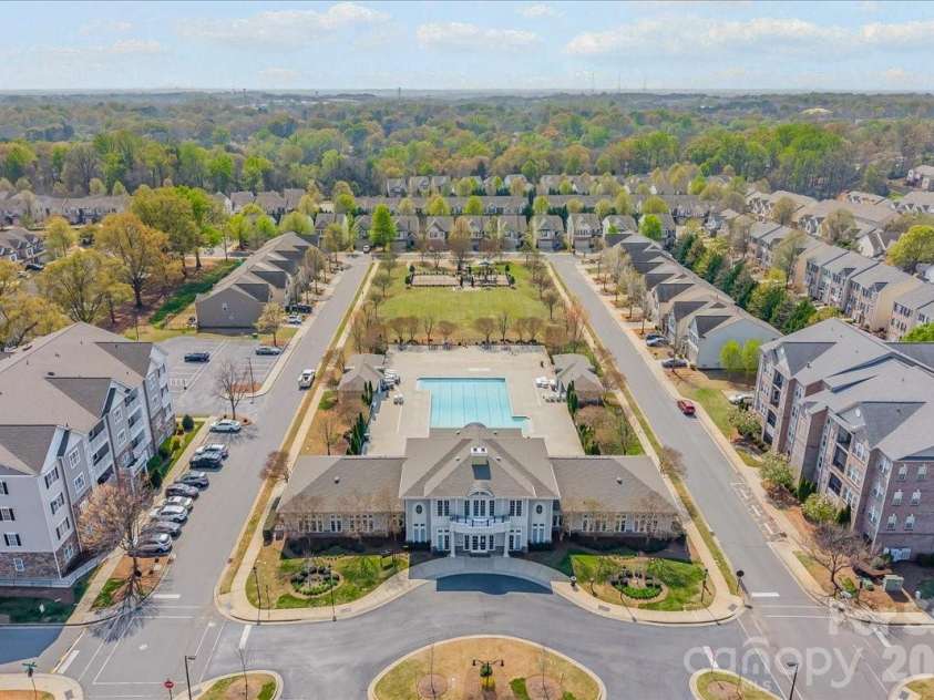2419 Diplomat Lane, Charlotte, NC 28210.  MLS# CAR4361869, YatesRealty ID 26003. 