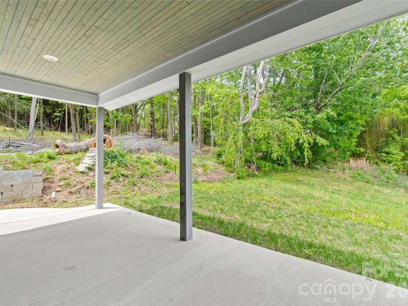 128 Rock Hill Road, Asheville, NC 28803.  MLS# CAR4395815, YatesRealty ID 26004. 