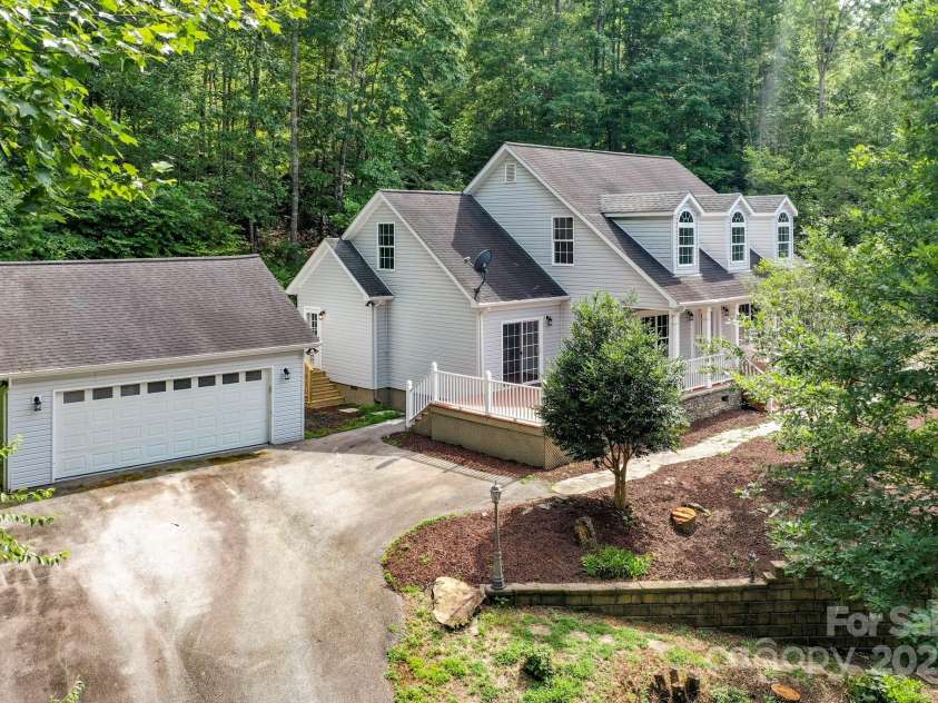 402 Sweetbriar Road, Lake Lure, NC 28746.  MLS# CAR4281606, YatesRealty ID 26005. 
