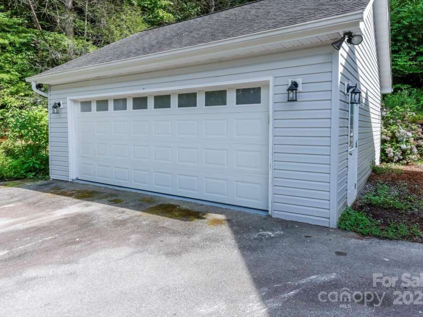 402 Sweetbriar Road, Lake Lure, NC 28746.  MLS# CAR4281606, YatesRealty ID 26005. 