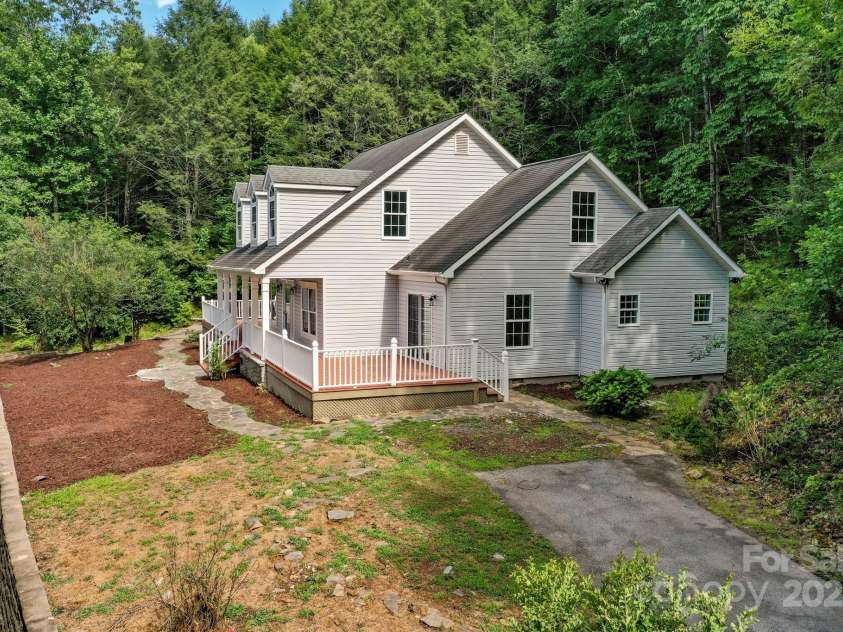402 Sweetbriar Road, Lake Lure, NC 28746.  MLS# CAR4281606, YatesRealty ID 26005. 