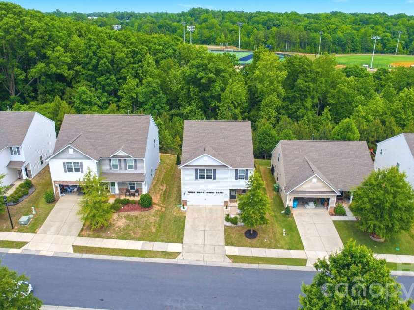 621 Cape Fear Street, Fort Mill, SC 29715.  MLS# CAR4381711, YatesRealty ID 26006. 
