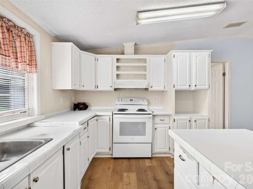 388 Chinquapin Lane, Mt Ulla, NC 28125.  MLS# CAR4344888, YatesRealty ID 2601. 