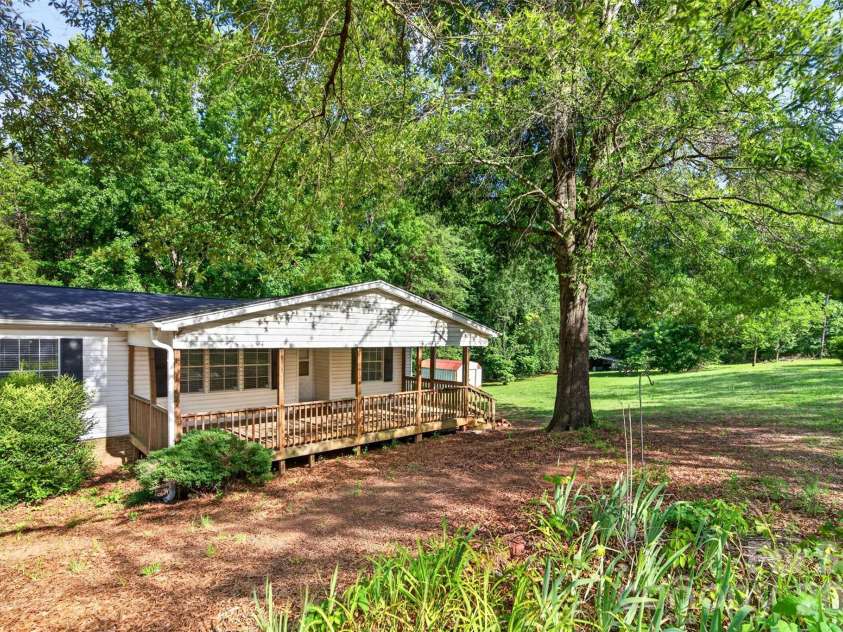 388 Chinquapin Lane, Mt Ulla, NC 28125.  MLS# CAR4344888, YatesRealty ID 2601. 