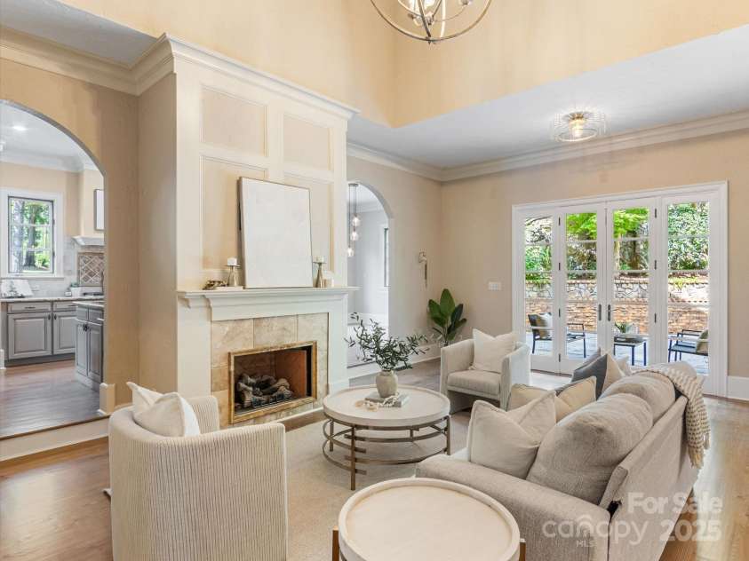 703 Sainte Rose Lane, Charlotte, NC 28226.  MLS# CAR4280610, YatesRealty ID 26011. 