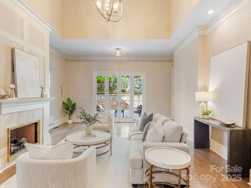 703 Sainte Rose Lane, Charlotte, NC 28226.  MLS# CAR4280610, YatesRealty ID 26011. 