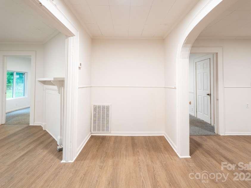 2901 Shipp Avenue, Newton, NC 28658.  MLS# CAR4266618, YatesRealty ID 26012. 