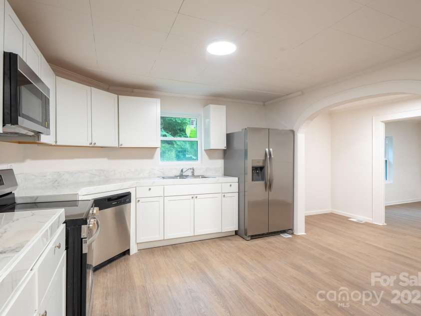 2901 Shipp Avenue, Newton, NC 28658.  MLS# CAR4266618, YatesRealty ID 26012. 