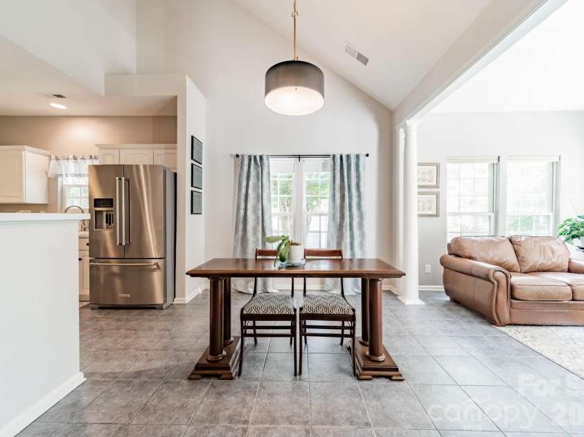 6216 Creek Breeze Road, Charlotte, NC 28269.  MLS# CAR4369995, YatesRealty ID 26012. 