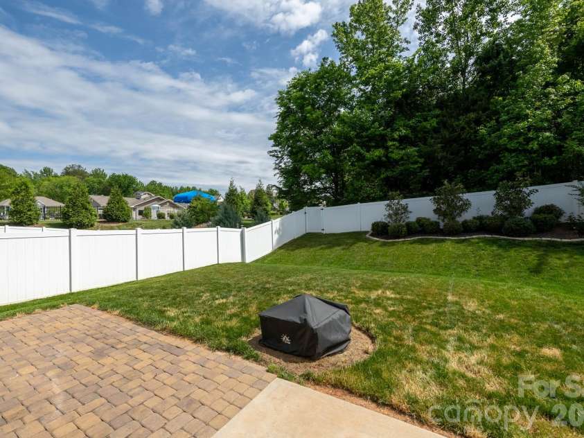 108 Chance Road, Mooresville, NC 28115.  MLS# CAR4372044, YatesRealty ID 26013. 