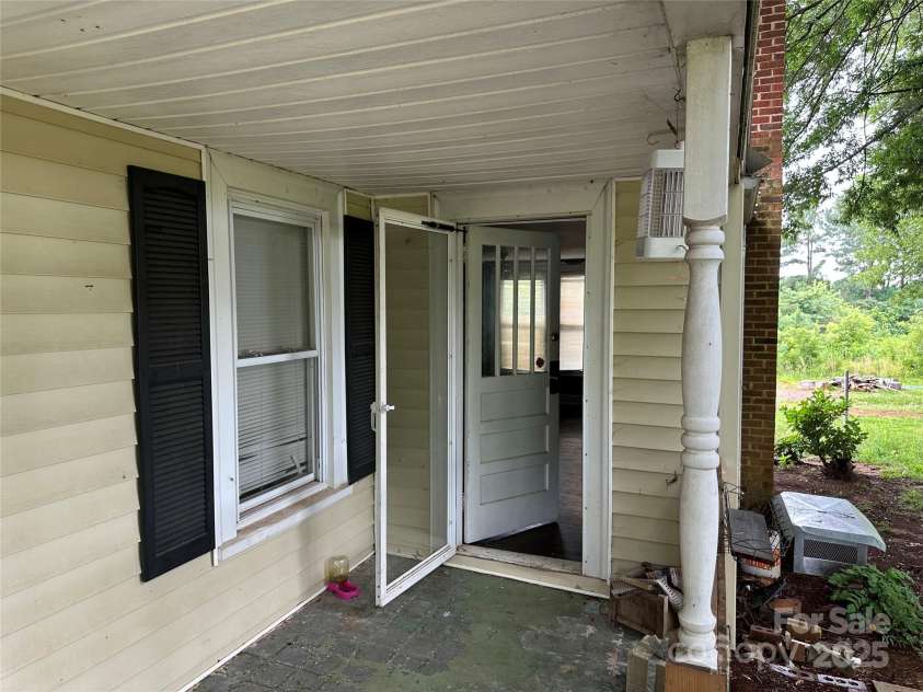 30497 Orchard Lane, Albemarle, NC 28001.  MLS# CAR4281888, YatesRealty ID 26013. 