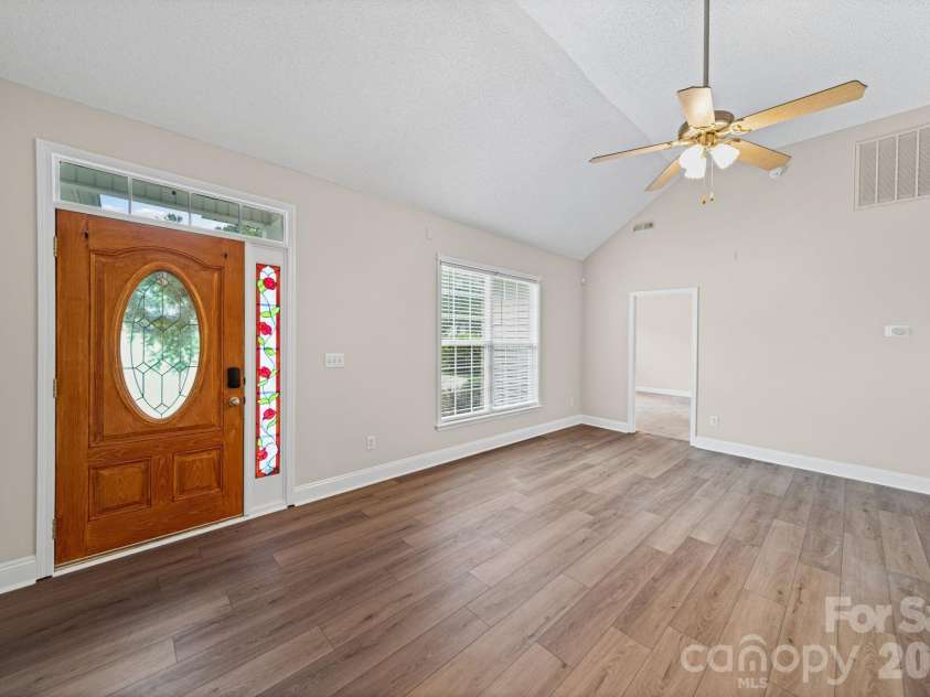 4046 Navajo Court, Rock Hill, SC 29732.  MLS# CAR4386629, YatesRealty ID 26015. 