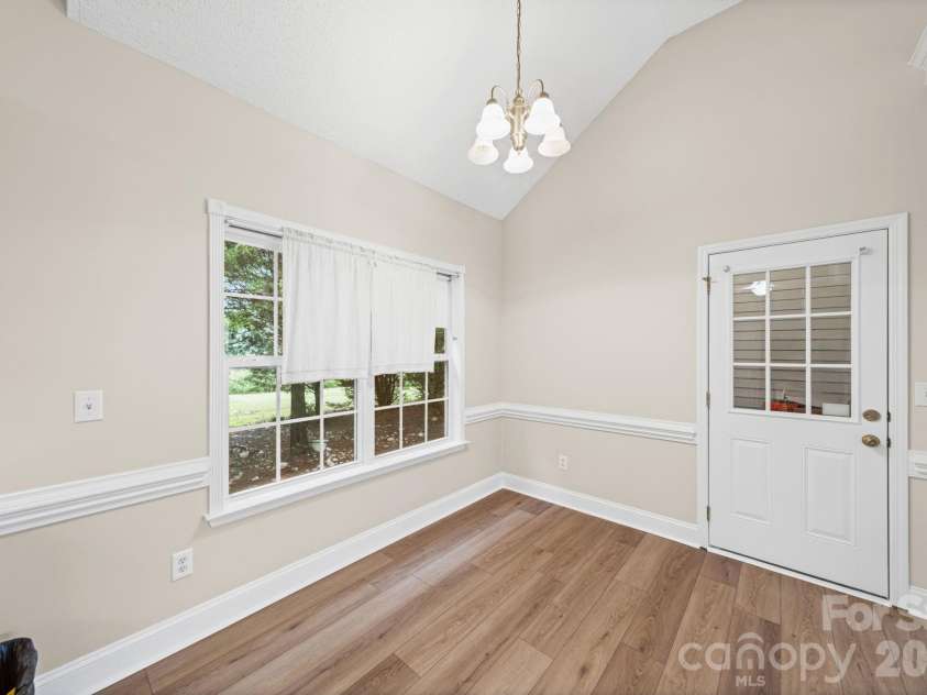 4046 Navajo Court, Rock Hill, SC 29732.  MLS# CAR4386629, YatesRealty ID 26015. 