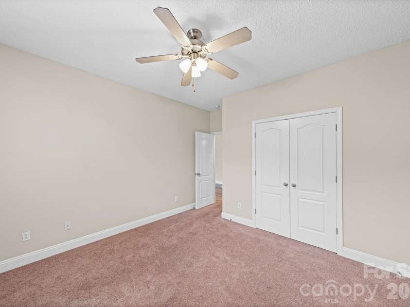 4046 Navajo Court, Rock Hill, SC 29732.  MLS# CAR4386629, YatesRealty ID 26015. 