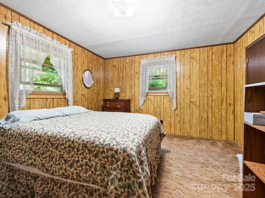 1400 Watershed Road, Mars Hill, NC 28754.  MLS# CAR4280588, YatesRealty ID 26016. 