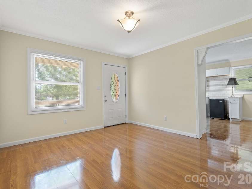 605 Boston Avenue, Bessemer City, NC 28016.  MLS# CAR4373424, YatesRealty ID 26017. 