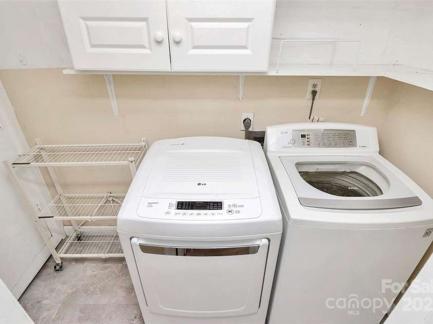 4500 Central Avenue, Charlotte, NC 28205.  MLS# CAR4278736, YatesRealty ID 26018. 