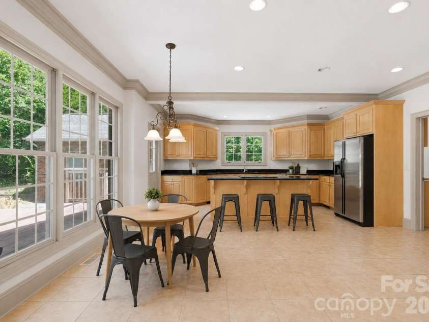 707 Mayfield Court, Fort Mill, SC 29715.  MLS# CAR4378861, YatesRealty ID 26018. 