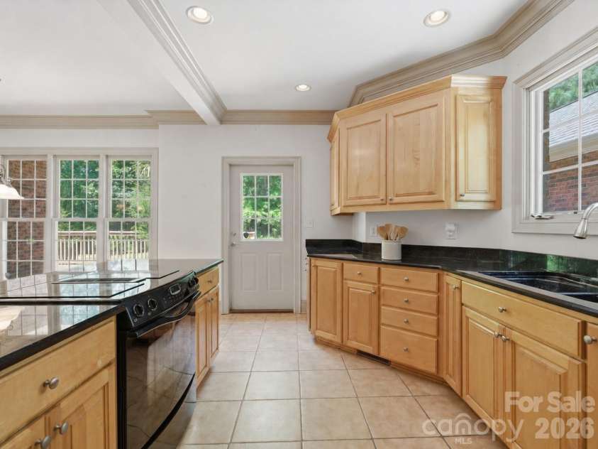 707 Mayfield Court, Fort Mill, SC 29715.  MLS# CAR4378861, YatesRealty ID 26018. 
