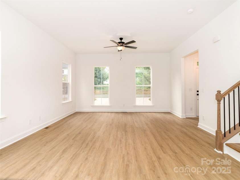 2501 ELON Street, Charlotte, NC 28208.  MLS# CAR4246570, YatesRealty ID 26019. 