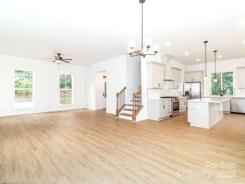 2501 ELON Street, Charlotte, NC 28208.  MLS# CAR4246570, YatesRealty ID 26019. 