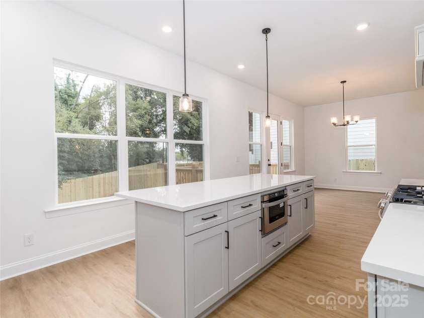 2501 ELON Street, Charlotte, NC 28208.  MLS# CAR4246570, YatesRealty ID 26019. 