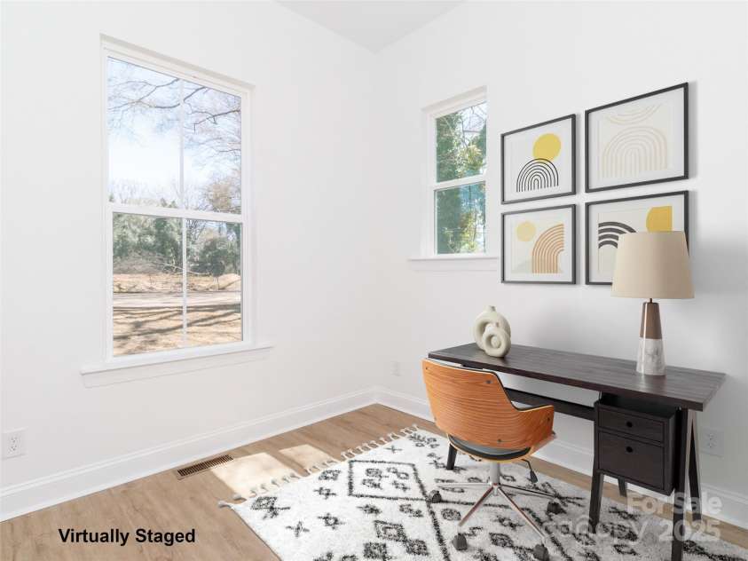 2501 ELON Street, Charlotte, NC 28208.  MLS# CAR4246570, YatesRealty ID 26019. Vitually Staged.
