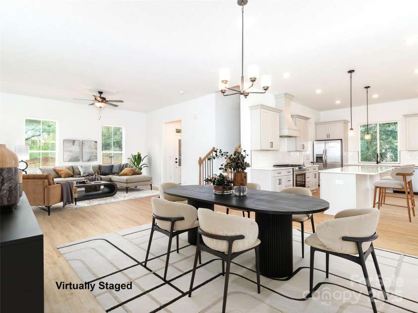 2501 ELON Street, Charlotte, NC 28208.  MLS# CAR4246570, YatesRealty ID 26019. Vitually Staged.