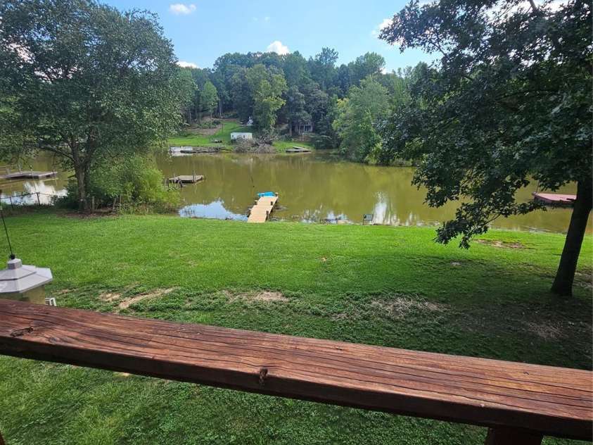 6813 Navajo Trail, Sherrills Ford, NC 28673.  MLS# CAR4253996, YatesRealty ID 26022. 