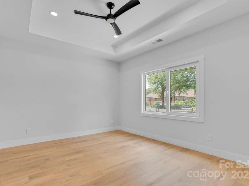 217 Norment Avenue, Gastonia, NC 28052.  MLS# CAR4280261, YatesRealty ID 26024. 