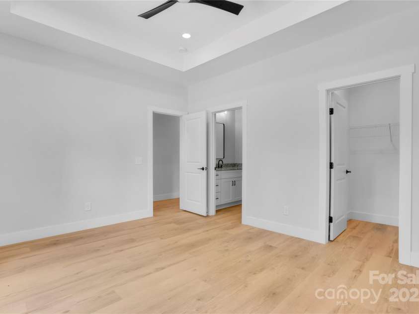 217 Norment Avenue, Gastonia, NC 28052.  MLS# CAR4280261, YatesRealty ID 26024. 