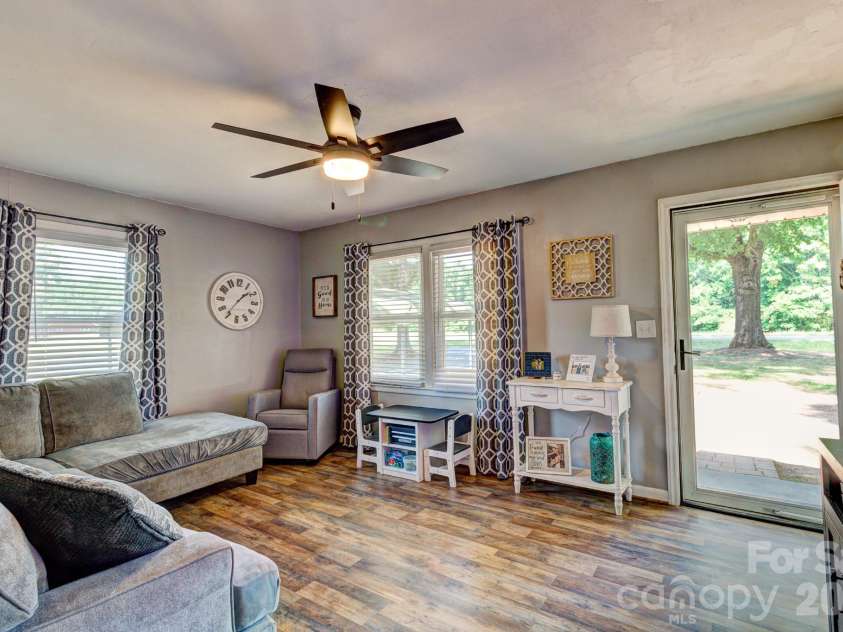 630 Old Stubbs Road, Cherryville, NC 28021.  MLS# CAR4384928, YatesRealty ID 26024. 